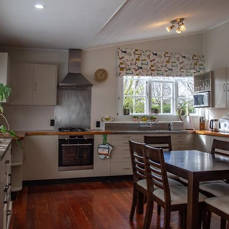Cottage In The Heart Of Carterton 외부 사진