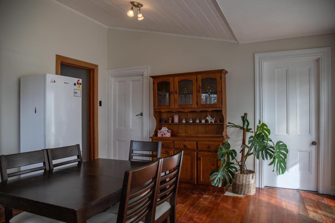Cottage In The Heart Of Carterton 외부 사진